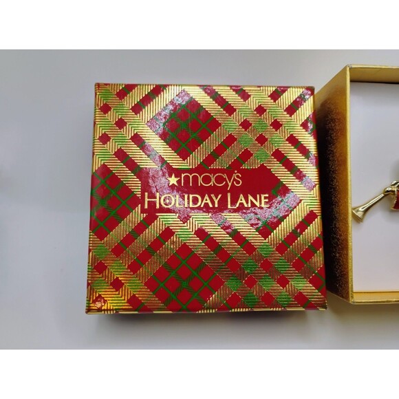 Christmas Angel with Wings Playing Trumpet Pin Brooch Gold Green Red White - Picture 2 of 5